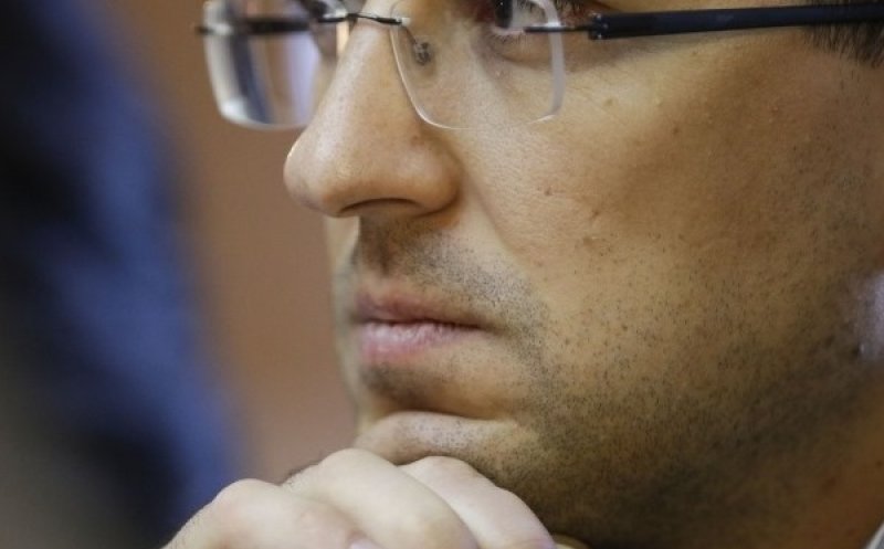 Vlad Voiculescu, promisiuni după tragedia de la Matei Balș: "Vom construi spitale. Ţara asta are nevoie de spitale noi"