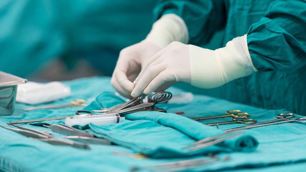 Procedură chirurgicală în premieră în România: "Astfel de intervenţii complicate vor deveni pe viitor uzuale"