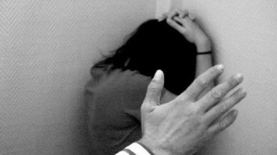 Un bărbat își bătea des soția, fiindcă detesta faptul că aceasta s-a îngrășat. Cum s-a răzbunat femeia