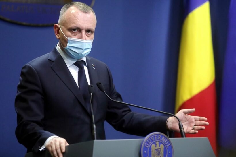 Pentru Ministrul Educației cheltuielile cu redeschiderea școlilor „sunt lucruri fără sens”