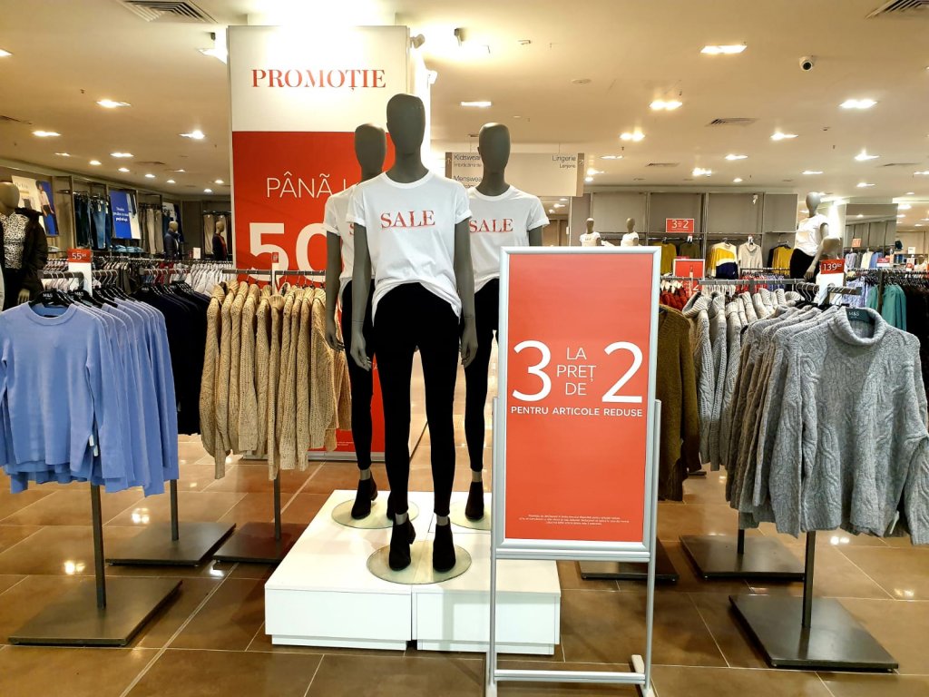 Colecții noi în mall-urile Clujului? Retailerii de modă renunță la împrospătarea de primăvară