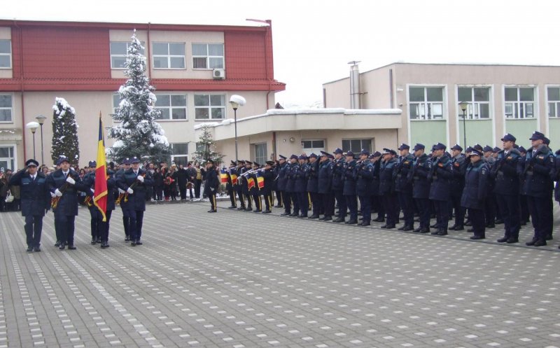 Condiții "draconice" pentru cei care vor să devină polițiști. Câte locuri sunt disponibile la Cluj