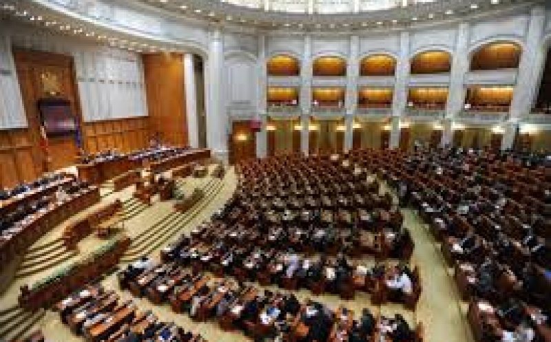 E OFICIAL! A fost votată eliminarea pensiilor speciale pentru parlamentari