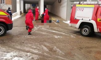 Bărbat căzut de pe parking-ul din Mărăști. A murit pe loc