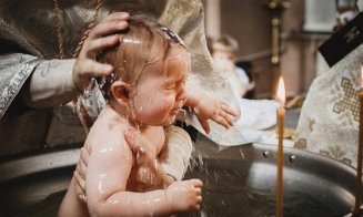 Biserica Ortodoxă Română nu va schimba ritualul botezului