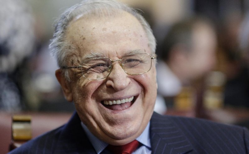 Ion Iliescu, unul dintre cei mai controversați politicieni ai României,  a împlinit astăzi 91 de ani. Cum sărbătorește