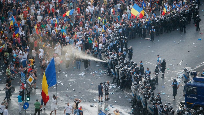 Președintele Iohannis, revoltat de clasarea dosarului „10 august”: „Solicit ministrului Justiţiei să explice public de urgenţă”