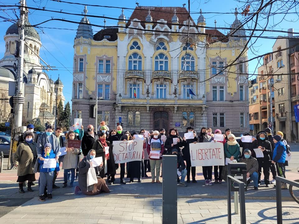 Proteste anti-vaccin la Cluj-Napoca și în alte orașe din țară