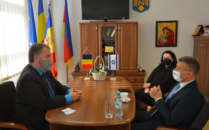 Ambasadorul Israelului în România, în vizită la Consiliul Județean Cluj