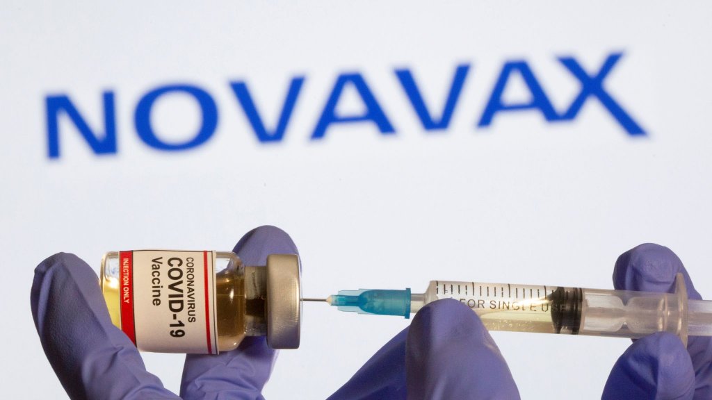 Novavax confirmă o eficienţă de 89% a vaccinului său anti-COVID