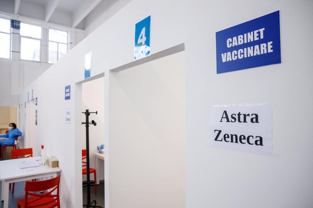 Mii de programări anulate în România la vaccinarea cu AstraZeneca