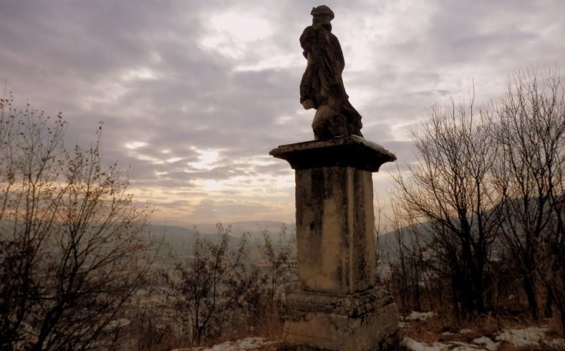 Statuia Donath, uitată de clujeni. Legenda ciobanului care a salvat Clujul