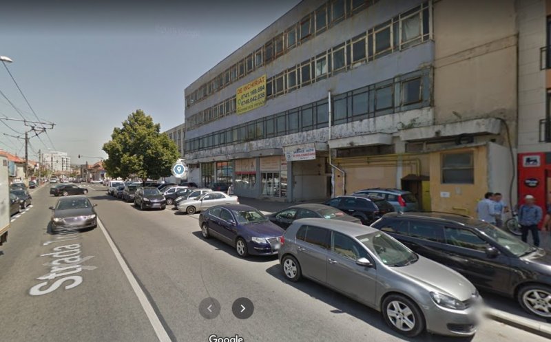 Blocurile şi hotelul de pe malul Someşului, vizavi de poliție, pe ultima sută de metri. Vor schimba circulaţia în zonă