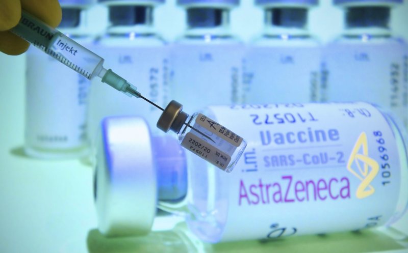Experţii norvegieni au o posibilă explicaţie pentru reacțiile grave provocate de AstraZeneca