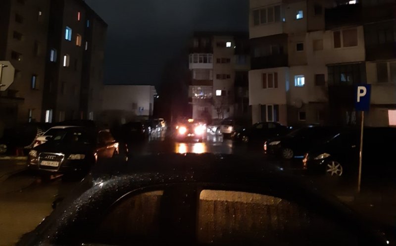 Clujenii de pe Cojocnei se plâng că nu au iluminare stradală de două nopţi într-o zonă periculoasă a oraşului