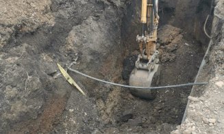 Cluj: Persoană prinsă sub un mal de pământ. Intervine SMURD-ul
