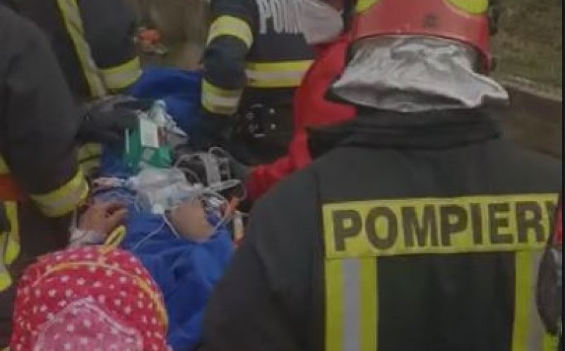 Cluj: Tânăr prins sub un mal de pământ. A fost solicitat elicopterul SMURD