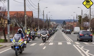 Spectacol motoristic pe străzile Clujului. Au rulat "cot la cot" cu polițiștii