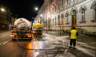 Străzile oraşului, spălate cu detergent pentru un Cluj mai curat
