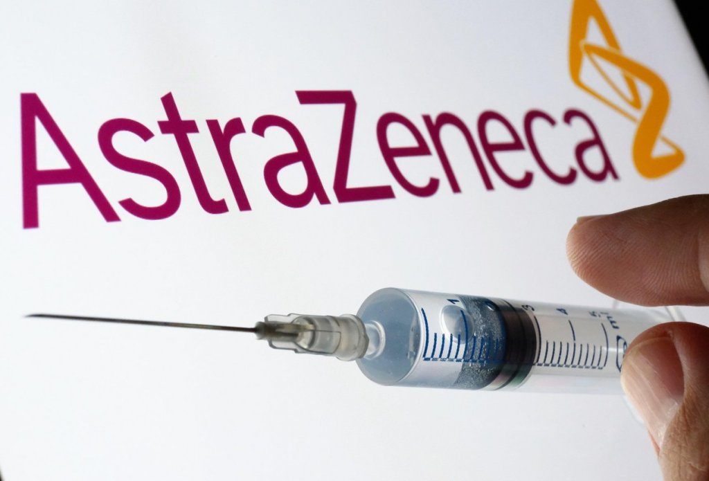 Țări europene care au vaccinat populația cu AstraZeneca ar putea folosi alt vaccin pentru rapel. Ce va decide România