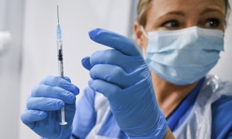 Sub 1% dintre românii vaccinați cu prima doză de ser anti-COVID s-au infectat ulterior