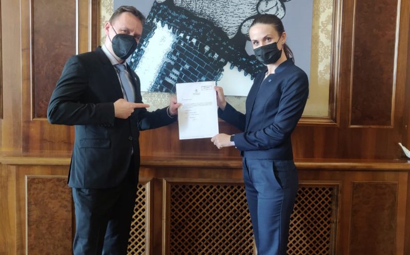 O zi liberă pentru vaccinare. Ce presupune propunerea deputatului clujean Radu Molnar