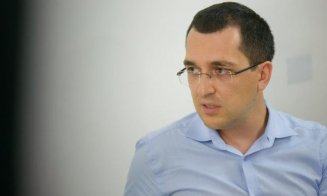 Vlad Voiculescu a ieșit la atac: „Premierul Cîțu s-a transformat în primul epidemiolog al țării”