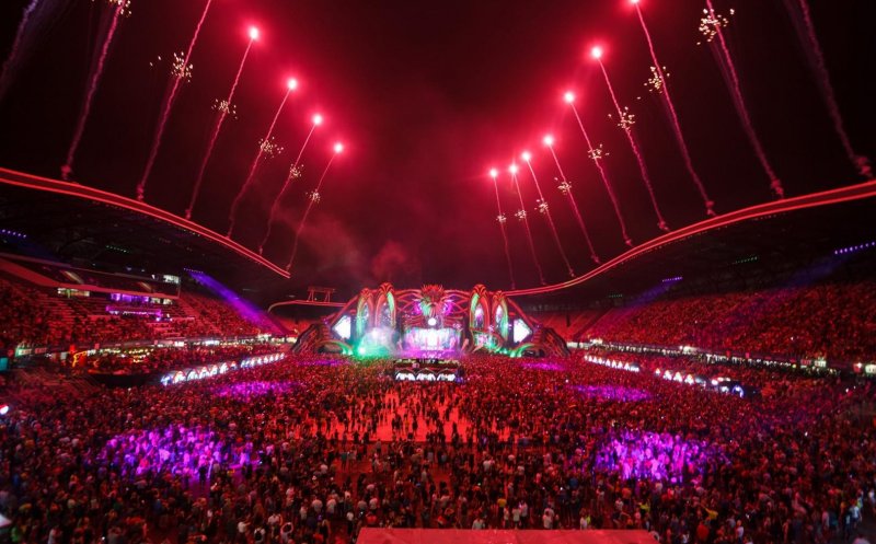 Electric Castle și Untold  ar putea avea loc la vară, cu câteva condiții. Boc: "Dragi festivalieri de toate vârstele, vă rugăm să vă vaccinați"