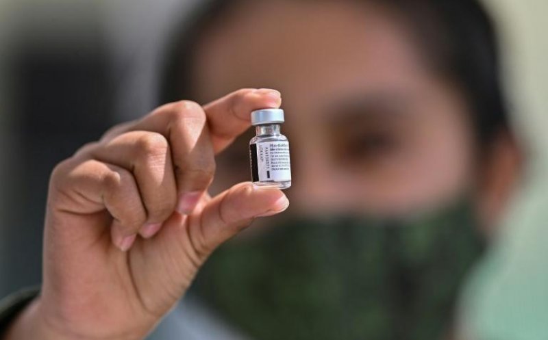 Vaccinul Pfizer a fost falsificat. Unde au primit oamenii doze cu tratament anti-rid în loc de ser anti-COVID