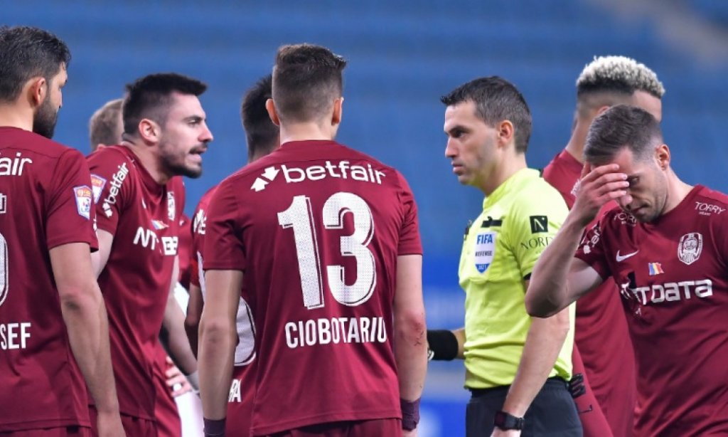 CFR Cluj îl acuză pe Hațegan de "malpraxis în formă continuată"