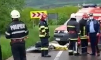 Accident mortal! Un bărbat de 41 de ani și-a pierdut viața după ce mașina pe care o conducea a intrat într-un TIR