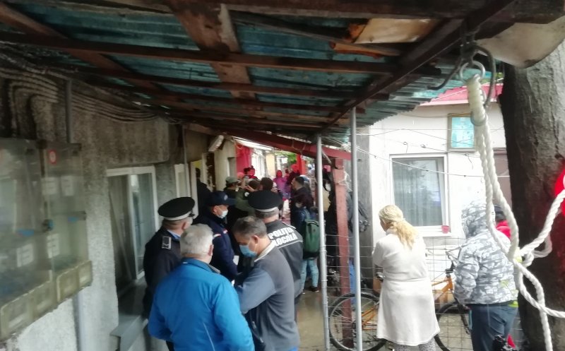 Familie scoasă dintr-o locuință socială din Cluj cu spray-uri lacrimogene: "Îmi e greață. 11 persoane au fost evacuate forțat"/ Ce spune Primăria Cluj