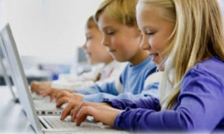 Peste 140 de școli din Cluj vor beneficia de acces wireless la internet