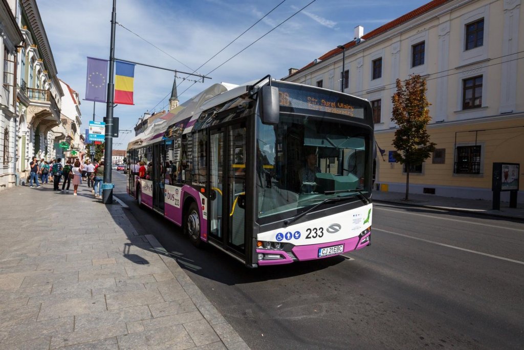 GRATIS pe mijloacele de transport în comun din Cluj-Napoca, VINEREA! Când se ajunge la 50% clujeni vaccinați