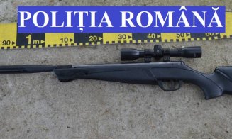 Trei bărbați din Cluj, prinși cu arme și muniție deținute ilegal