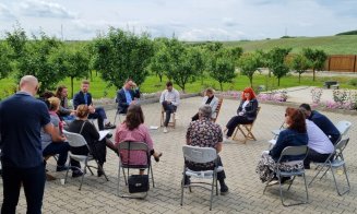 Fermierii clujeni, convocați de ministerul agriculturii la fabrica de ulei din Luncani