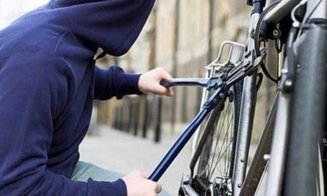 Tânăr de 18 ani, după gratii pentru o bicicletă. A furat-o dintr-o curte din Cluj-Napoca