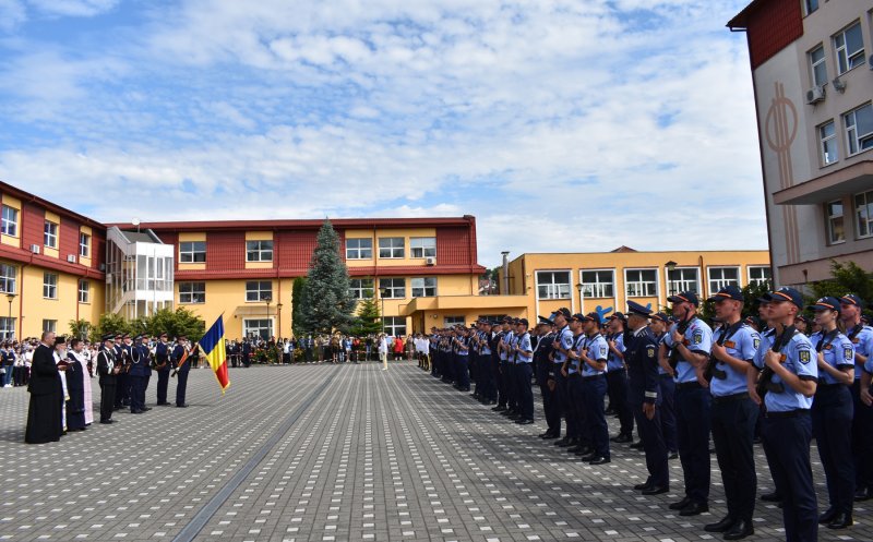 Elevii Școlii de Agenți de Poliție Cluj au depus jurământul militar