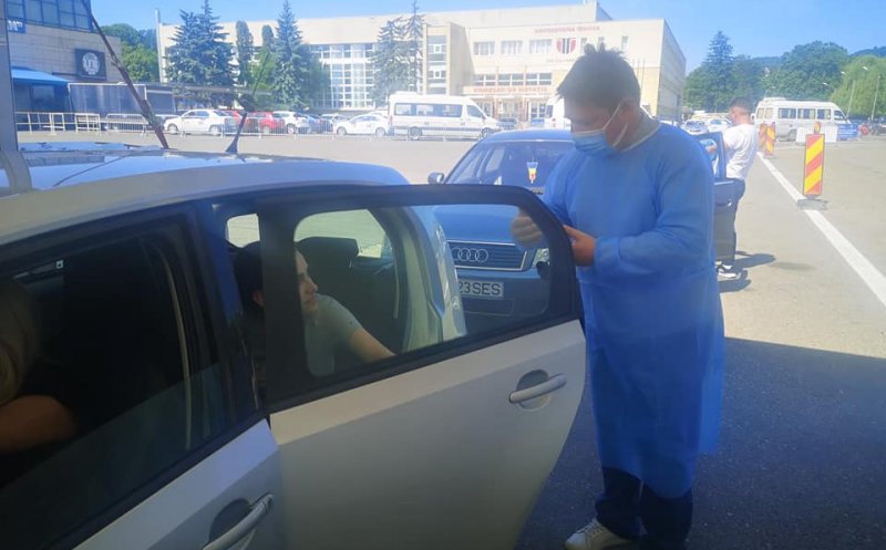 Poveşti de la Drive Through Cluj: "A apărut omul care se teme de ac, mai mulţi bărbaţi decât femei. Noroc cu Lucian, psiholog clinician"