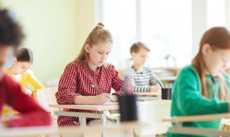 Cîmpeanu: Strategia aceea de educaţie parentală lansată în 2018 era binevenită, nu ştiu de ce am oprit-o. E nevoie de educaţie sexuală în școli