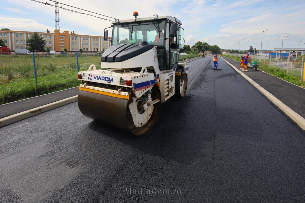 Continuă modernizarea cartierului industrial din Turda. O nouă stradă se repară