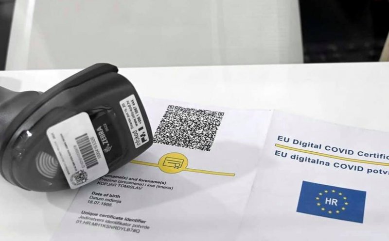 Frontierele din România, dotate cu sute de scannere pentru verificarea QR codurilor de pe "pașapoartele COVID"