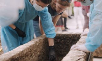 Ce conţine sarcofagul găsit la săpăturile de pe Bulevardul 21 Decembrie din Cluj-Napoca