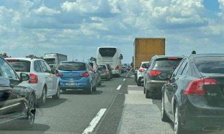 10 ani după un drum de legătura cu autostrada = HAOS la intrare în Cluj-Napoca. Şoferii au doar două variante, ambele bară la bară