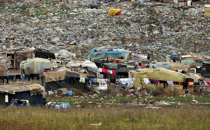 Boc spune că NU sunt evacuări în Pata Rât: „Oamenii au datorii, iar Primăria a fost obligată”