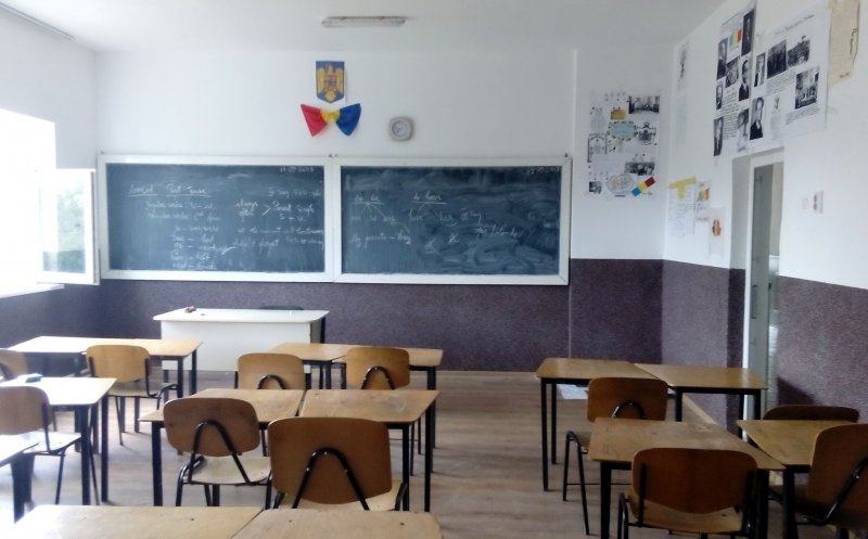 Emil Boc: ''În Cluj-Napoca, părinții nu cotizează la fondul clasei. E exclus!''