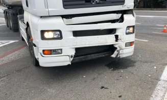 Accident pe un drum din Cluj. Impact între un TIR și o autoutilitară plină cu muncitori