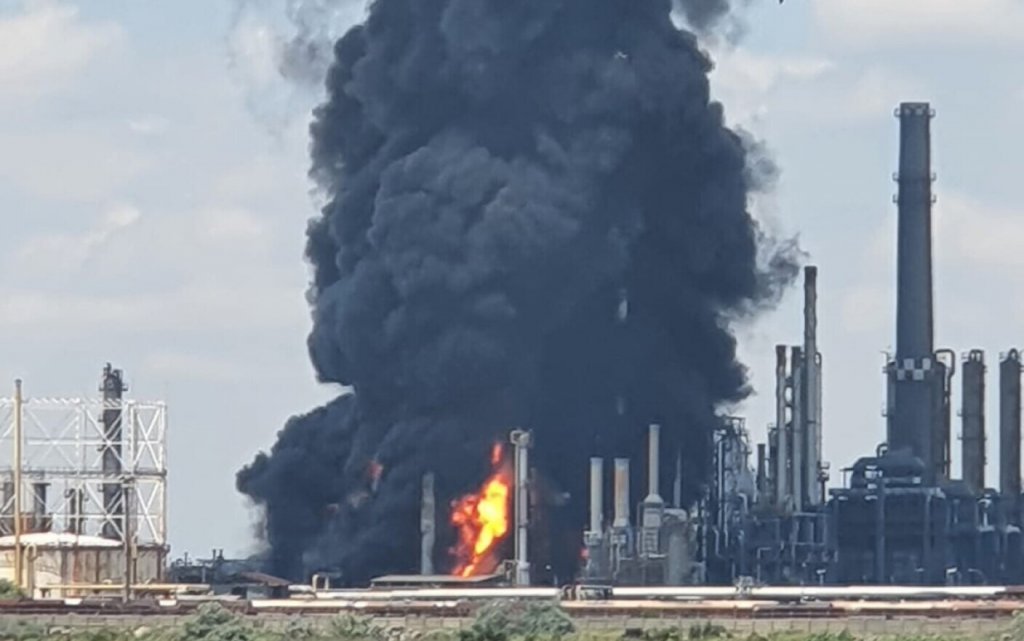 A murit şi al doilea angajat transferat în Germania, rănit în explozia de la Petromidia. Bilanțul a ajuns la trei decese
