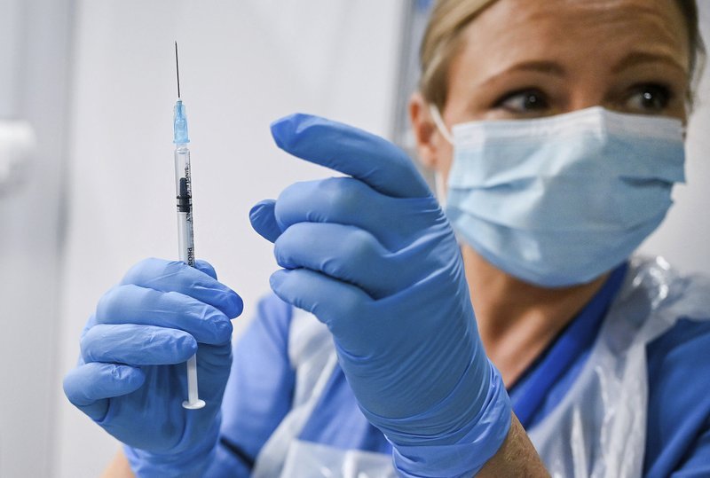 Ungaria începe administrarea celei de-a treia doze de la 1 august/ Toate cadrele medicale, obligate să se vaccineze