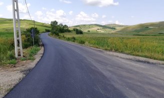 Se asfaltează drumul județean din Cojocna